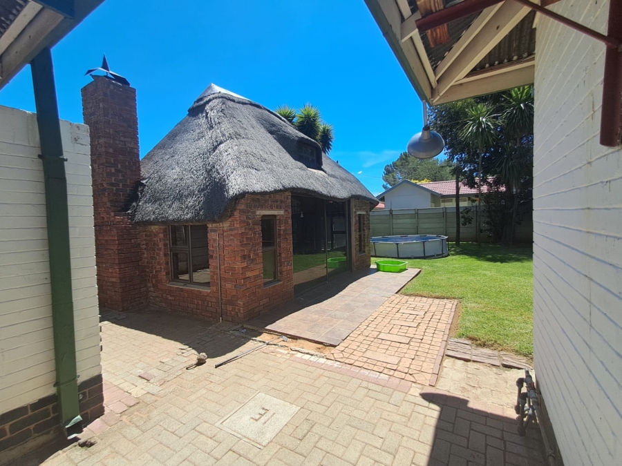 To Let 4 Bedroom Property for Rent in Bedelia Free State